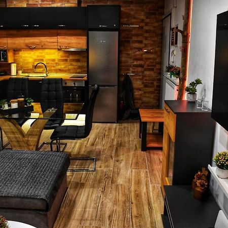 Alexander Apartment سيرس المظهر الخارجي الصورة