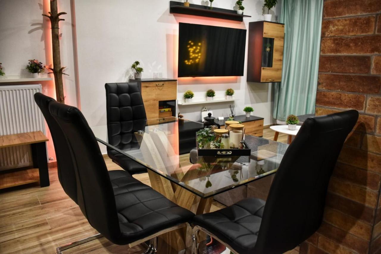 Alexander Apartment سيرس المظهر الخارجي الصورة