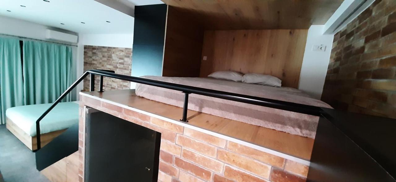 Alexander Apartment سيرس المظهر الخارجي الصورة